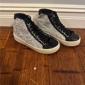 Spotted Black and White Women's High-Top Sneakers